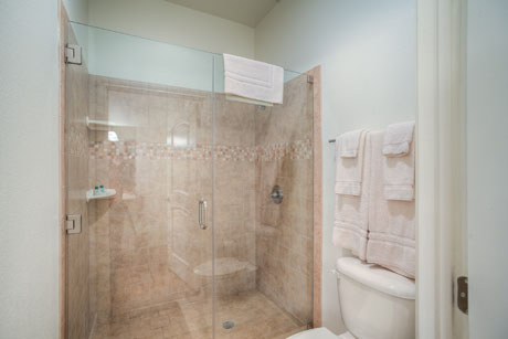 Cottage 5 Bedroom D Bathroom